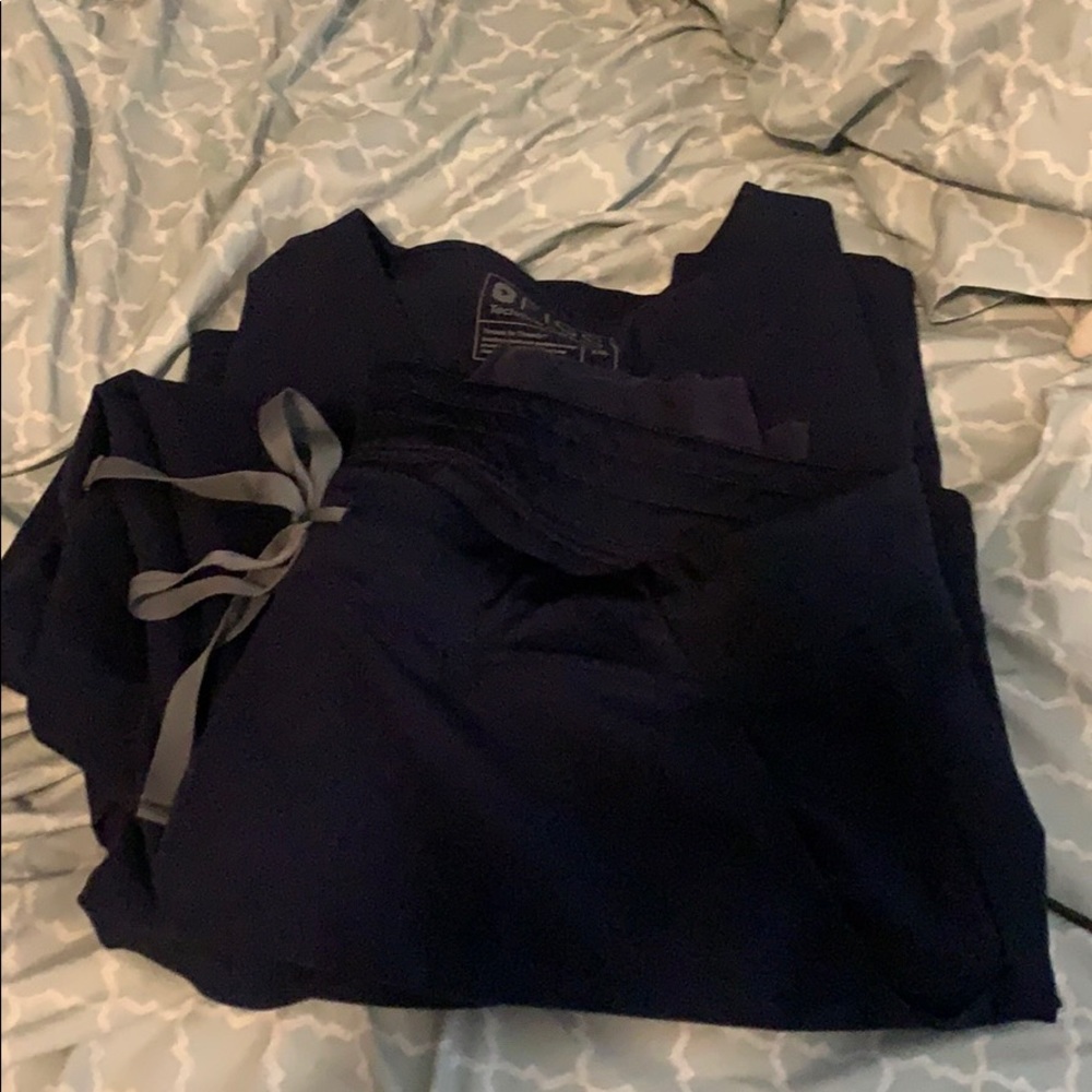 Figs Navy Scrub Bundle XXL